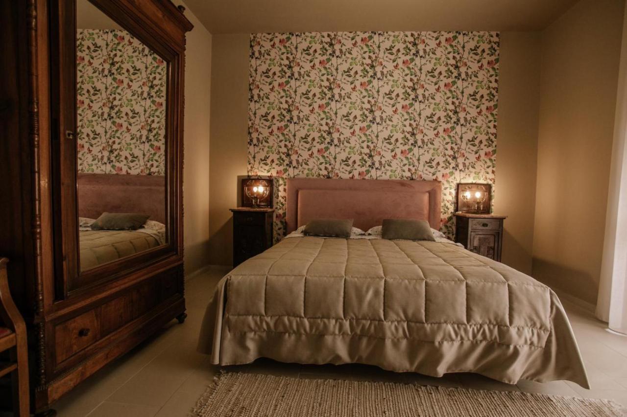 Ca'Du Lin - Jacuzzi Bed & Breakfast Cisterna d'Asti Exterior photo